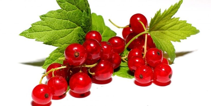 Blackcurrant is on the list of forbidden foods in a hypoallergenic diet. 