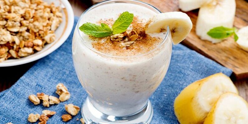 slimming shake with banana oatmeal